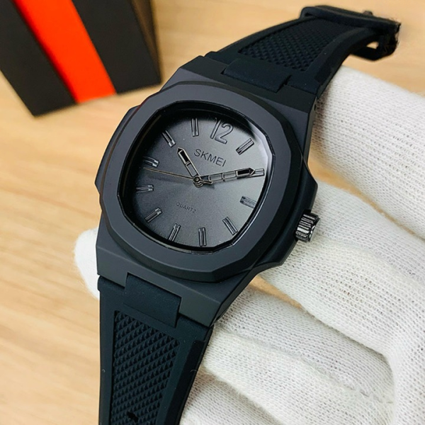 Skmei New Men Quartz Watch With Silicone Strap ( Original ) | Best Quality Men Watch In Black Color | Best Quality Analog Watch For Men (with Box)